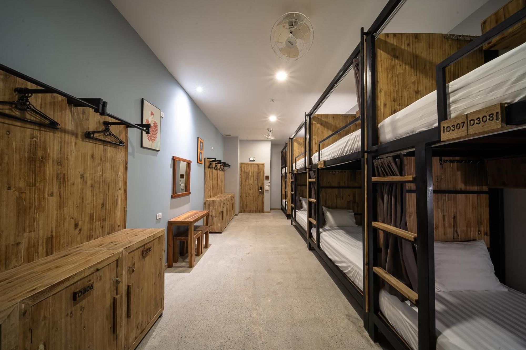 9station & Bar Auberge de jeunesse *